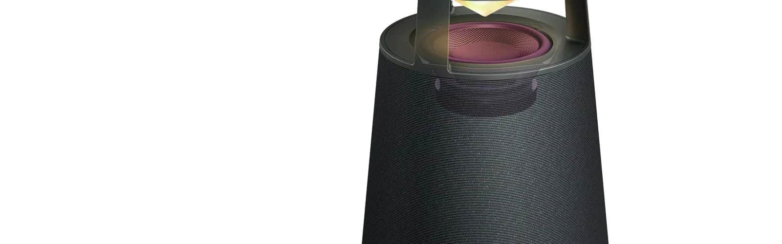 Obraz przedstawiający woofer z włókna szklanego na środku głośnika XBOOM 360.