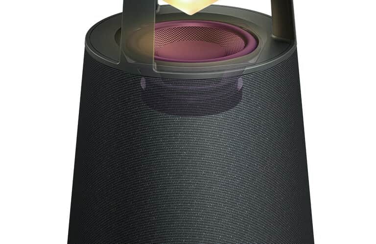 Obraz przedstawiający woofer z włókna szklanego na środku głośnika XBOOM 360.