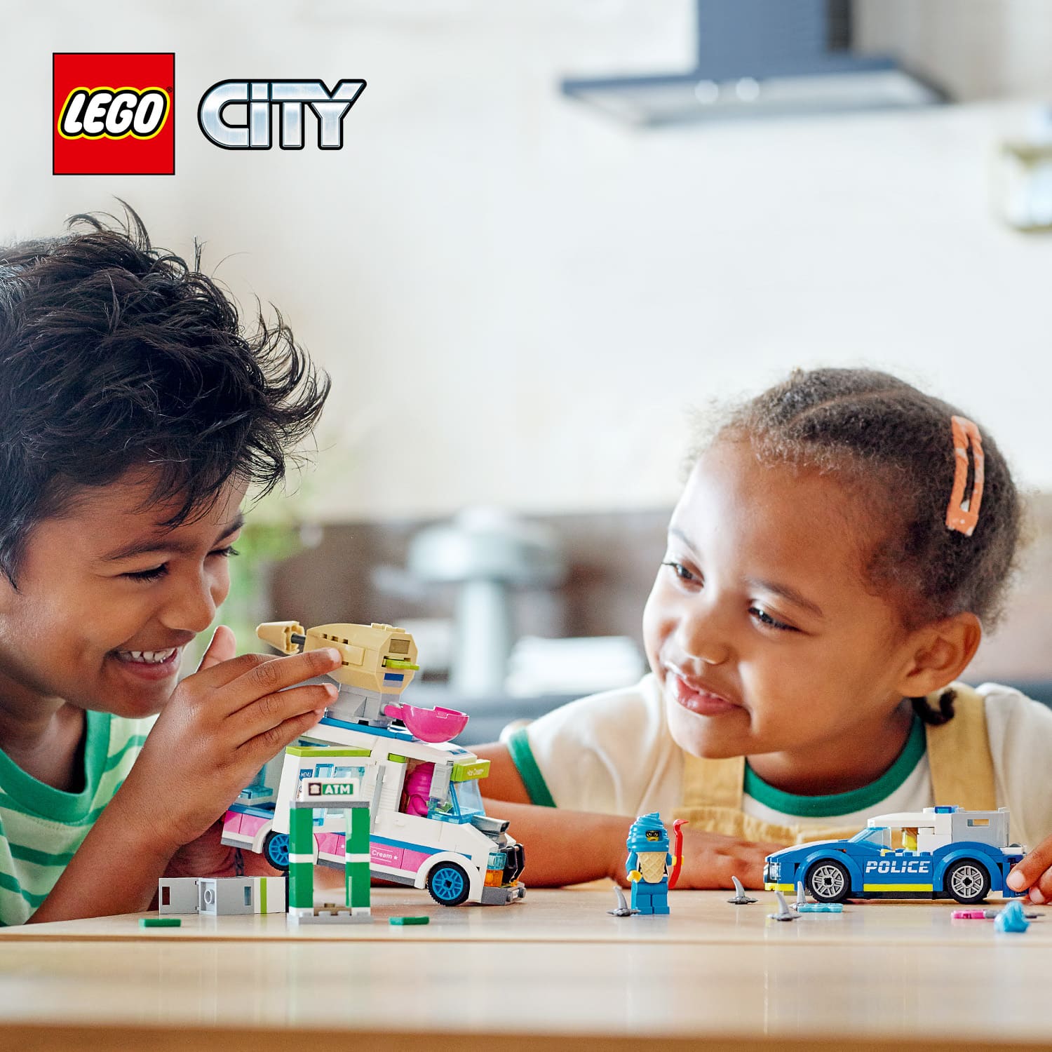 Zestaw z policją z serialu LEGO® City