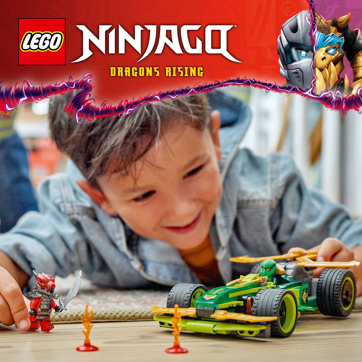 LEGO® NINJAGO® Samochód wyścigowy Lloyda z napędem typu pull-back