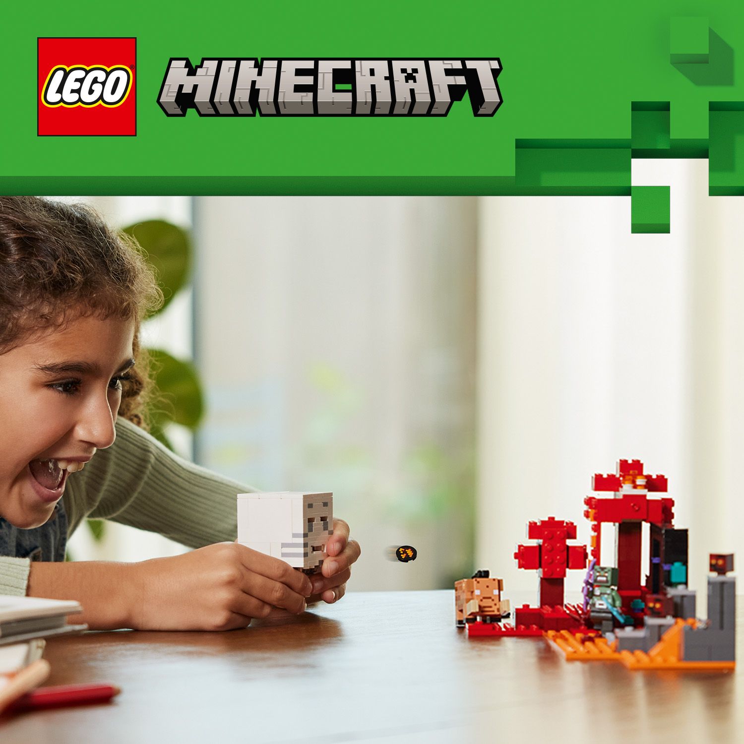 Zabawka LEGO® Minecraft® z portalem do Netheru
