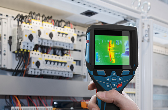 Prace instalacyjne i elektryczne