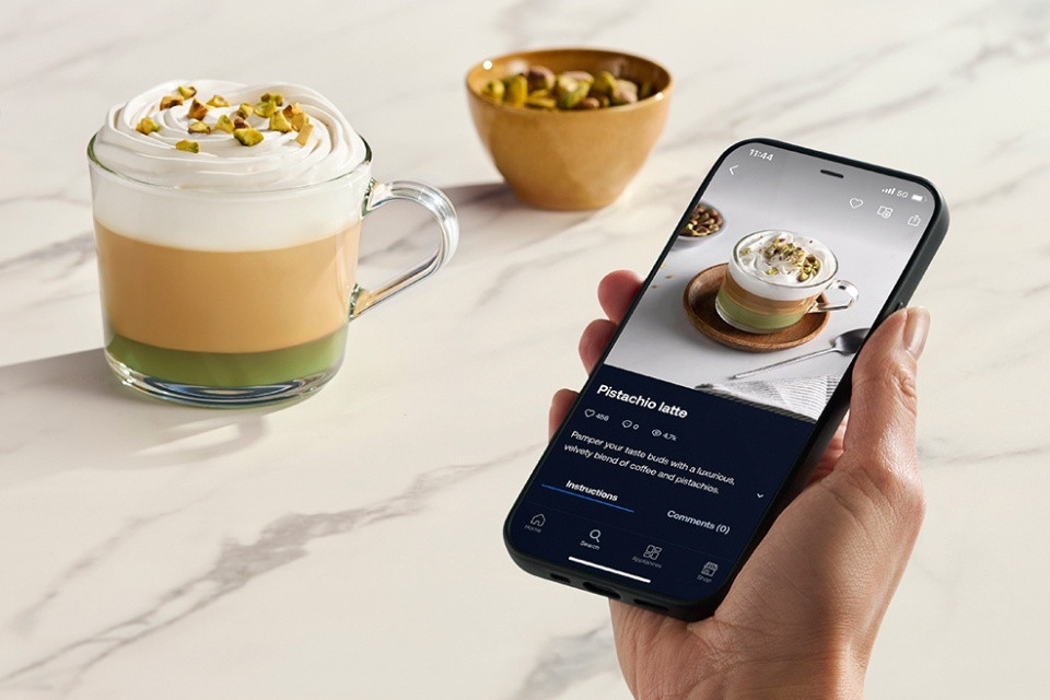Aplikacja mobilna HomeID stanowi znaczne udogodnienie w korzystaniu z ekspresu serii 2300 Aplikacja mobilna HomeID stanowi znaczne udogodnienie w korzystaniu z ekspresu serii 2300
