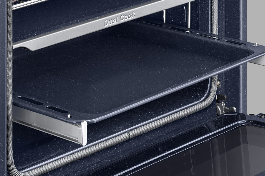 Piekarnik parowy NV7B57508AB Samsung - zdjęcie - prowadnice Piekarnik parowy NV7B57508AB Samsung Natural Steam - zdjęcie - prowadnice