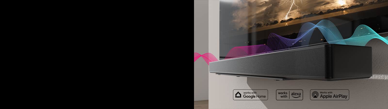 Soundbar wisi na ścianie, a nad nim wisi telewizor. Między nimi znajdują się fale dźwiękowe, które zmieniają kolory z czerwonego na niebieski.