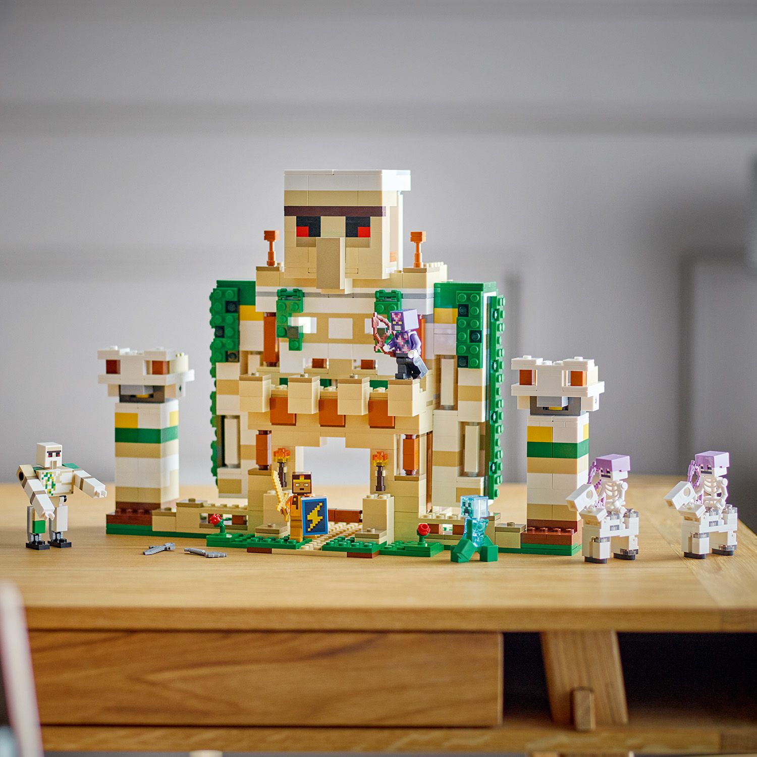 LEGO Minecraft 21250 Forteca żelaznego golema - Ceny i opinie - Ceneo.pl