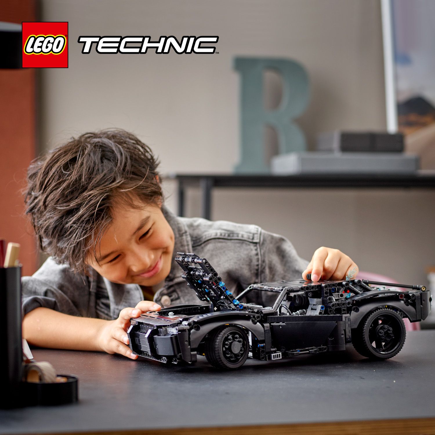 LEGO Technic 42127 THE BATMAN - BATMOBILE - Ceny i opinie 