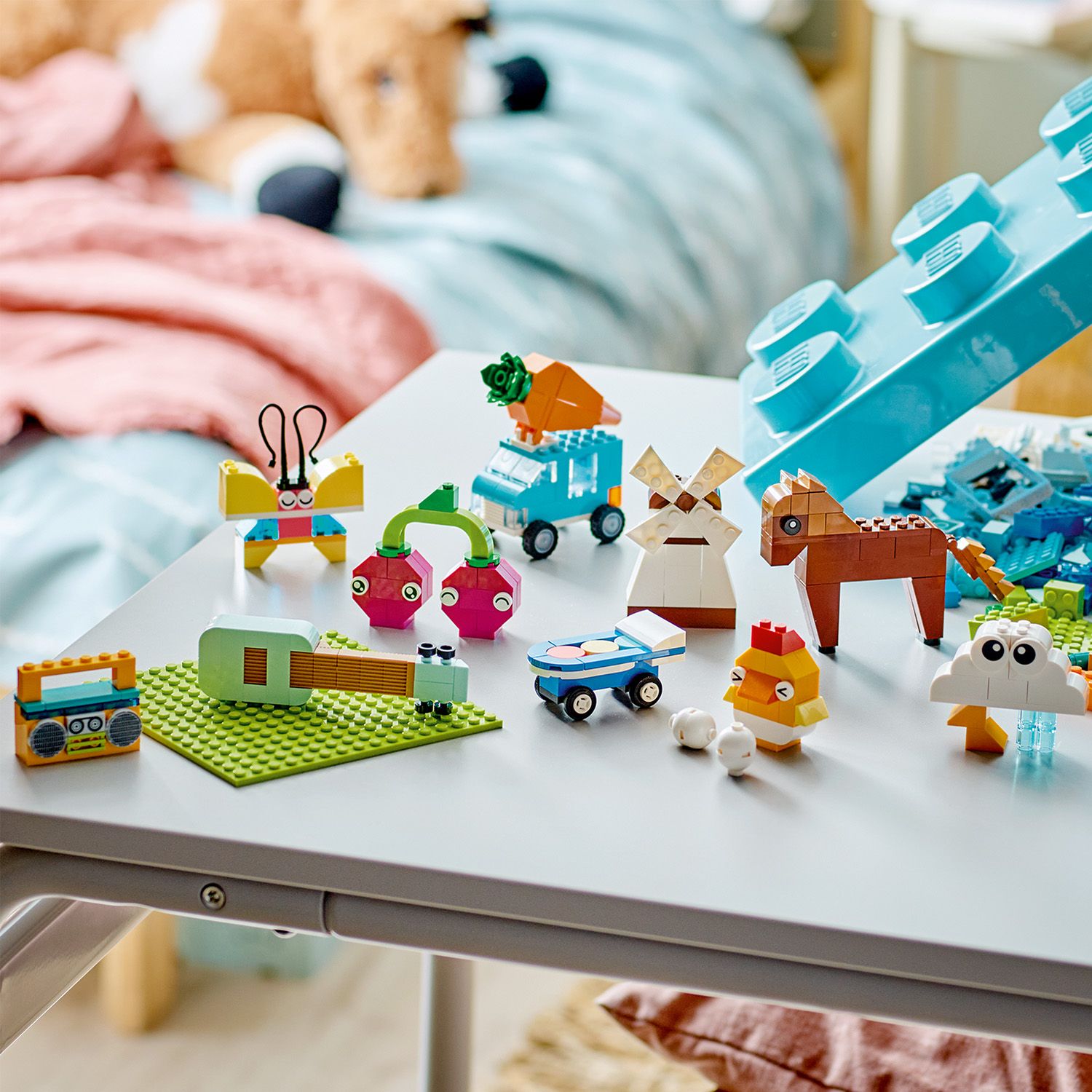 LEGO Classic 11038 Kreatywne pudełko z kolorowymi klockami - Ceny