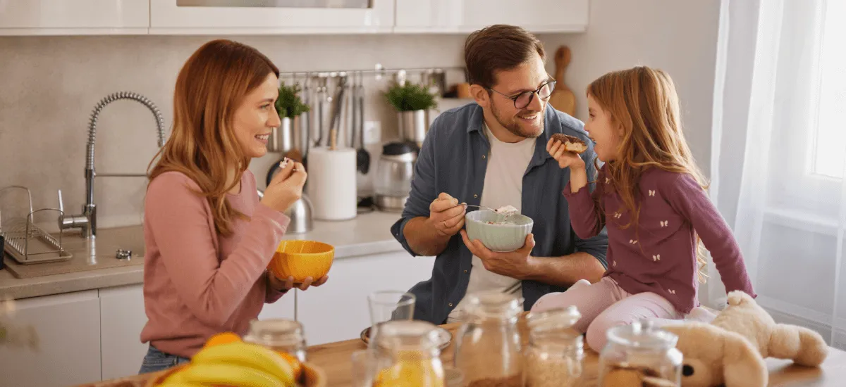 На малюнку зображено посудомийні машини