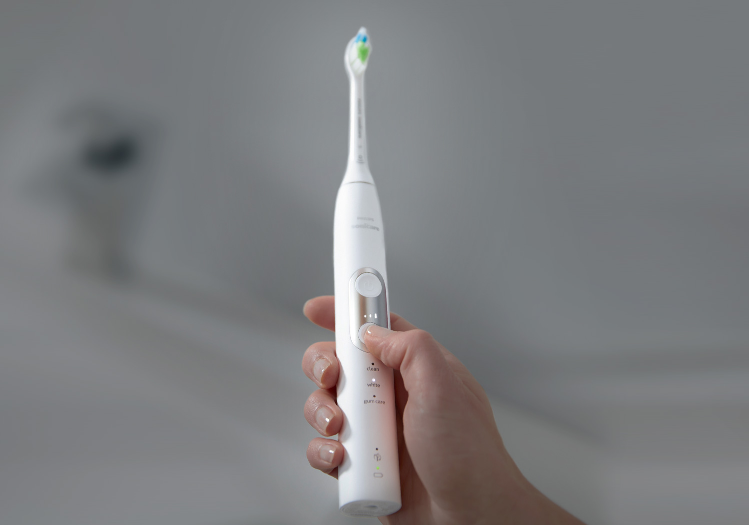 PHILIPS Sonicare ExpertClean 本体 PHILIPS Sonicare ExpertClean 本体と替えブラシ PHILIPS
