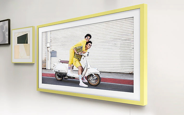 Closeup of The Frame. LS03BBUXXH