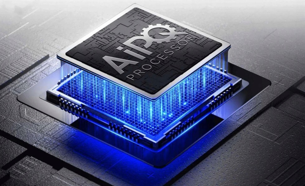 Процесор TCL AiPQ Pro у вигляді комп'ютерного чіпа зі світловими ефектами, що символізують швидкість та ефективність.